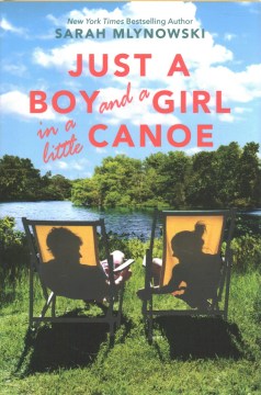 只是一個男孩和一個小獨木舟中的女孩，書的封面