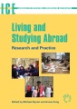 Lea un extracto Vivir y estudiar en el extranjero, portada del libro