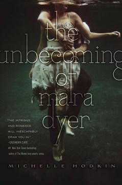 The Unbecoming of Mara Dyer, book cover