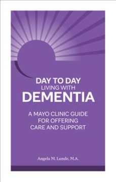Day-to-Day Living With Dementia by Lunde, Angela & Ighodaro, Eseosa